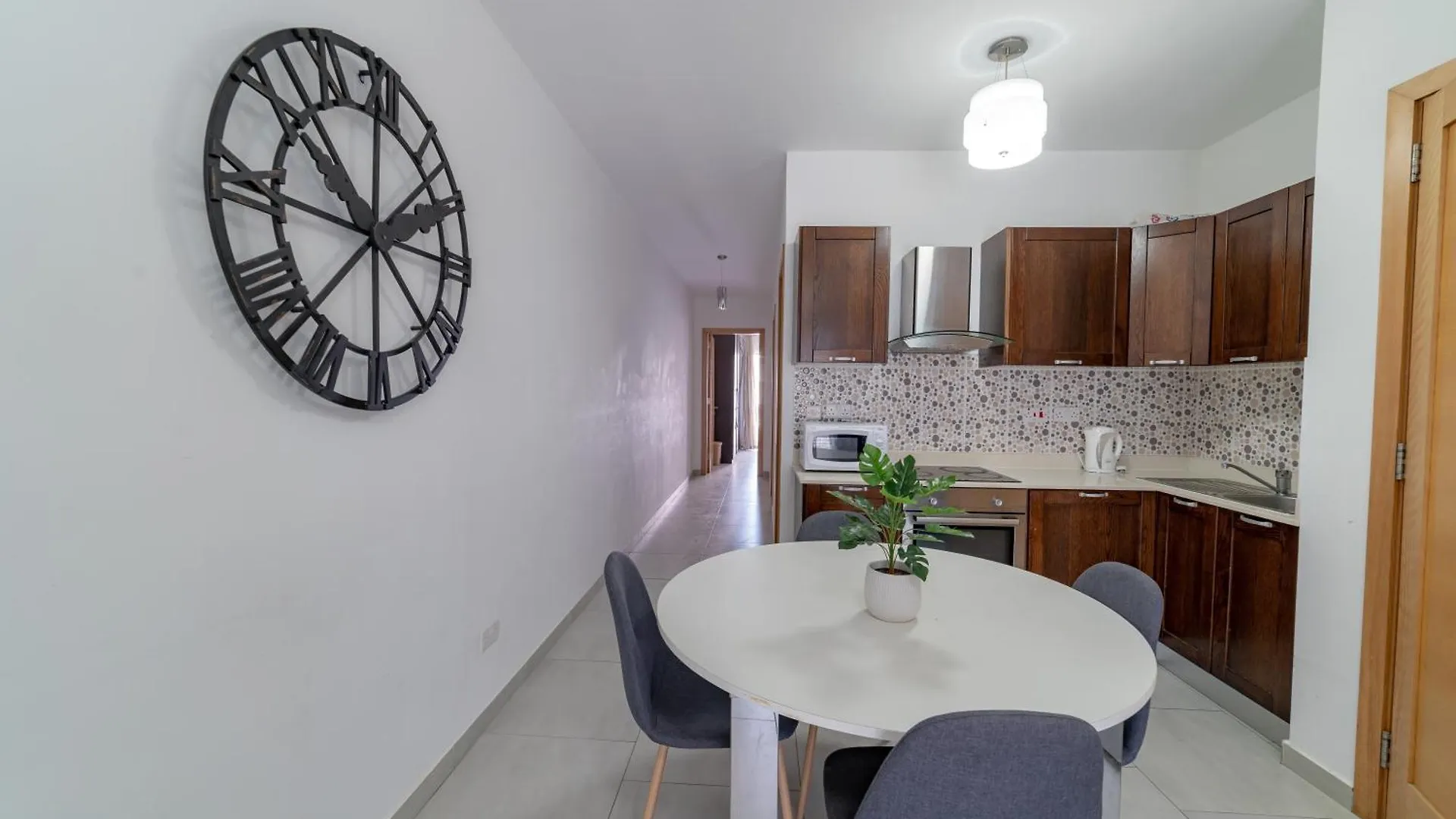 Premier Court City Apartments San Giuliano 0*,